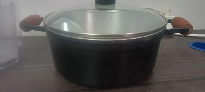 Panela com tampa de vidro