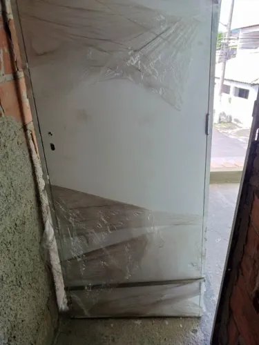 Porta 70cm para drywall, abre lado esquerdo.Nova.