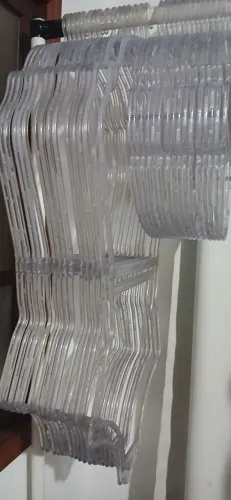 Cabides de acrílico 