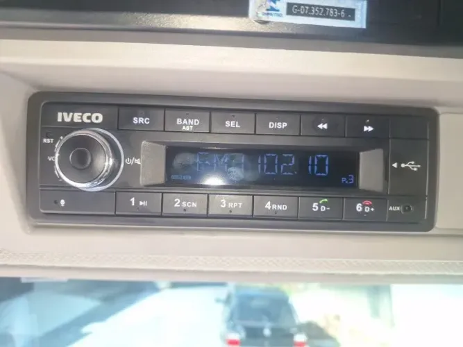 Radio original iveco