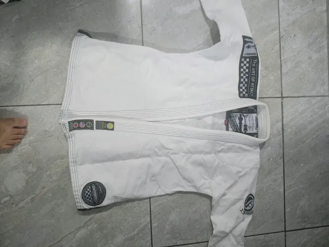 Kimono shoyoroll A3 pra sair logo