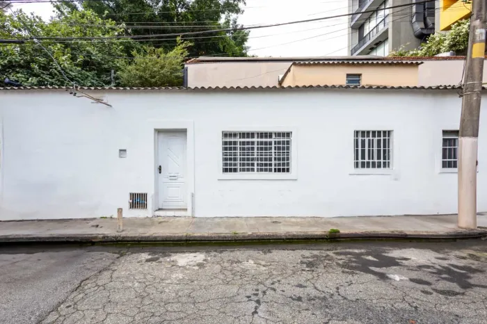 Casa comercial na Rua São Macário, 128 - 128f  90 m²