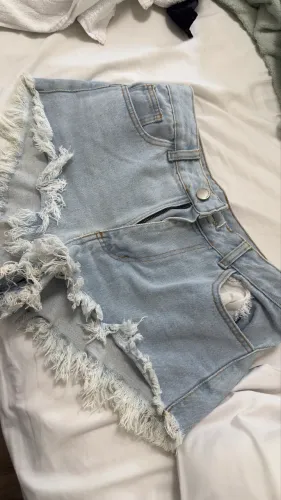 shorts jeans pouco usados