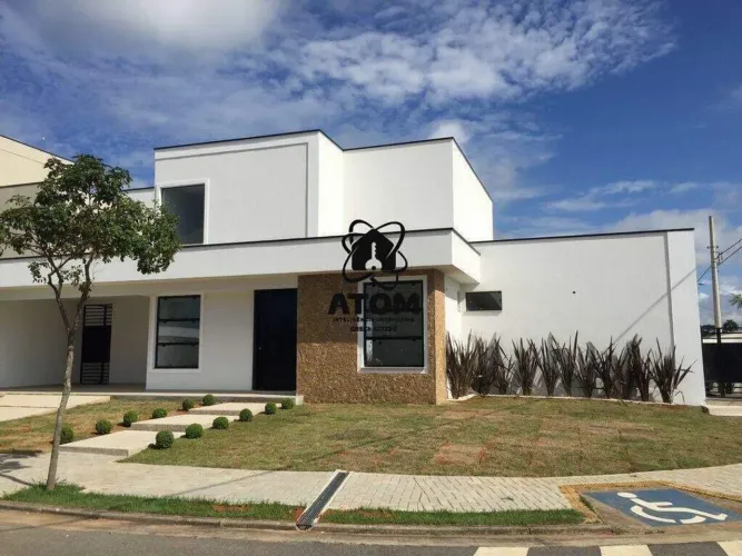 Casa em condomínio de Alto Padrão à Venda em Taubaté/SP