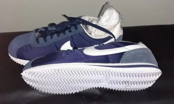 TENIS NIKE SEM USO AZUL 40 BR