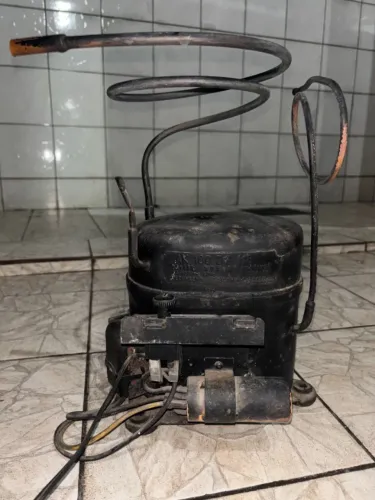 Compressor Tecunseh AK 100DS 18- 127v