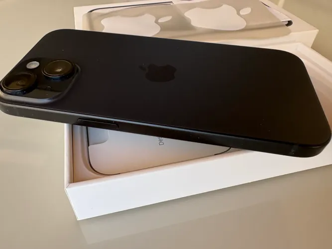 iPhone 15 impecável todo original 