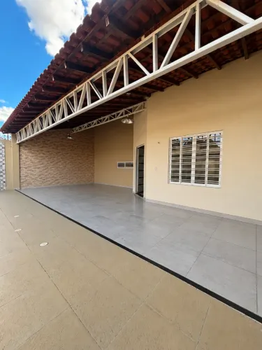 Casa Nova no Saci | 145m² | 3 Suítes | Suíte Master com Closet | Financiável