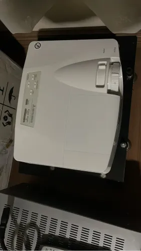 Vendo Projetor Mitsubishi HD 3200 