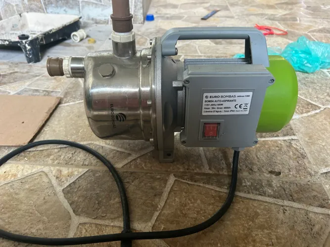 Bomba d?água