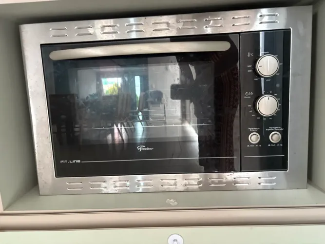 Forno elétrico de embutir Fischer 44L