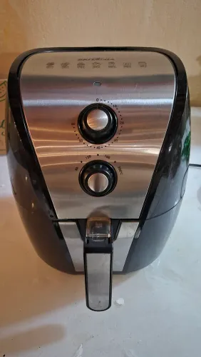 Air Fryer britania 4L