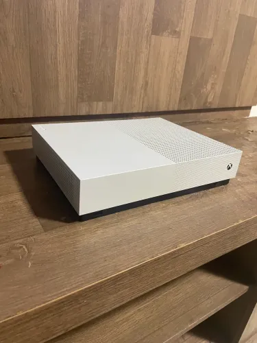 Xbox One S
