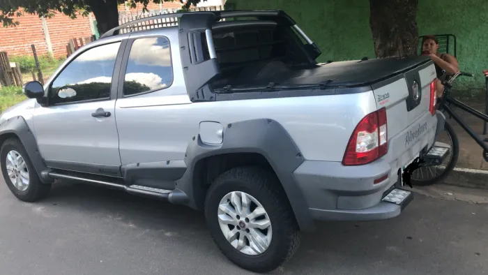 Fiat Strada Adventure1.8/ 1.8 Locker Flex CD 2013