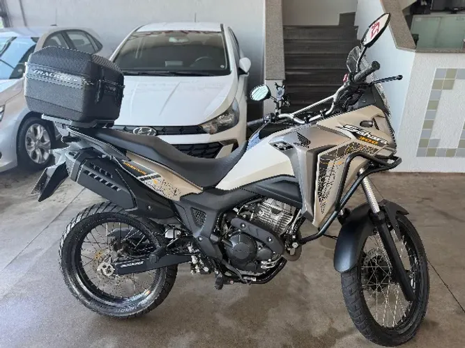 ? HONDA SAHARA 300 - 2025 ?