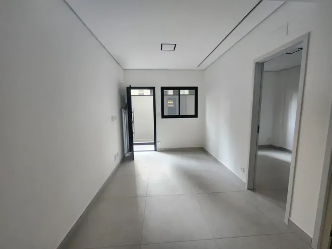 Casa para venda com 2 quartos na Guilhermina - Praia Grande - SP