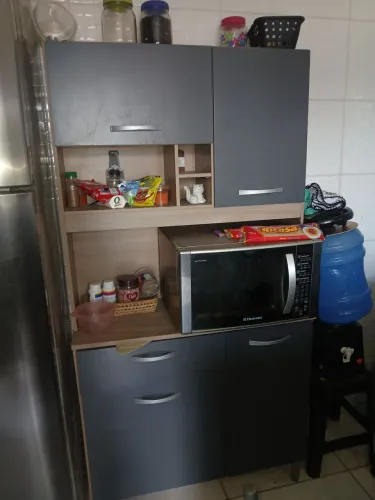 Armário de Cozinha conservado