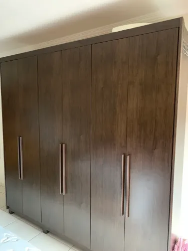 Guarda Roupa 6 portas