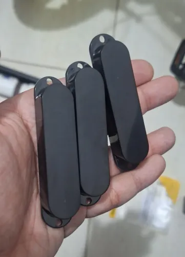 Kit capinhas preta estilo EMG para captador singlecoil