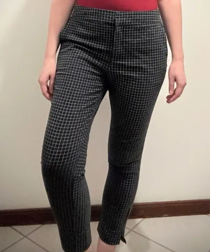 Calça xadrez preta feminina reta