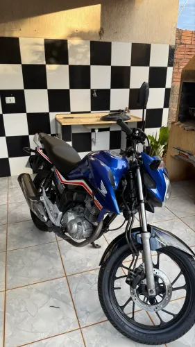 Vendo titan 160