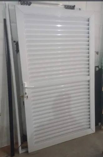 Vendo porta nova