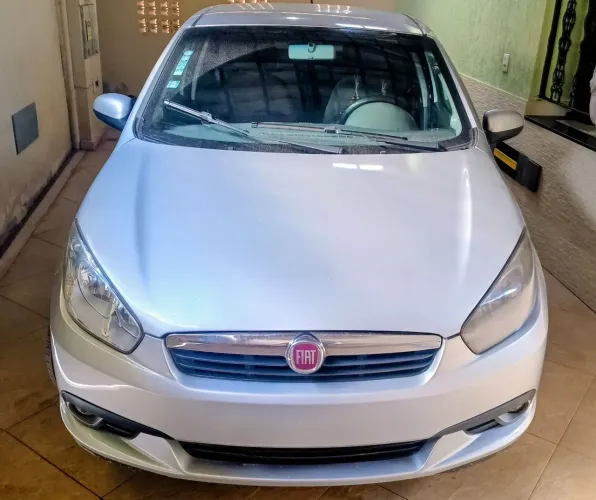 Fiat Grand Siena Essence 1.6 Flex 16V 2015