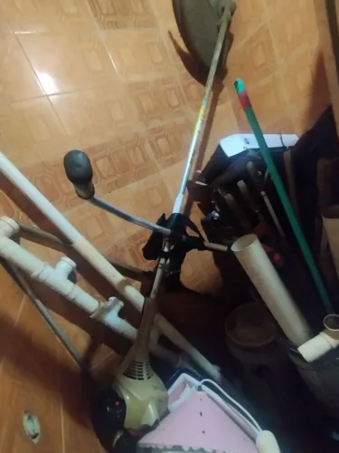 Roçadeira gasolina 
