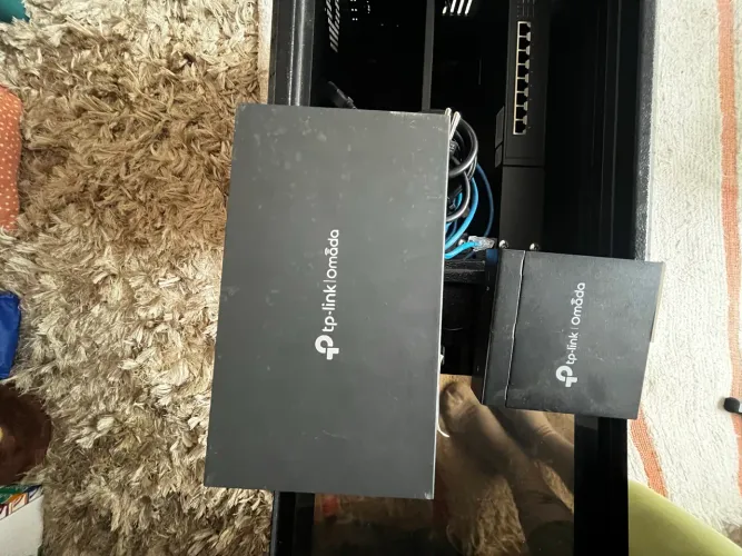 Combo Infraestrutura De Rede Tp-link Omada Com Rack E Access Points