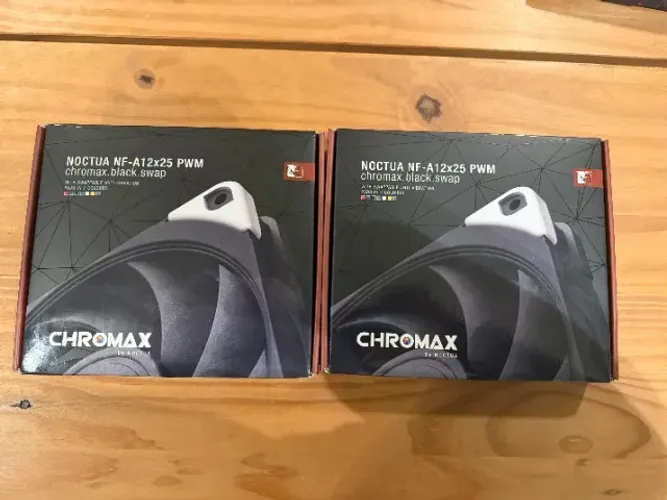 2x Noctua NF-A12x25 PWM Chromax.Black