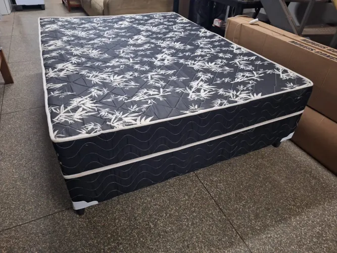 Cama box de casal de espuma