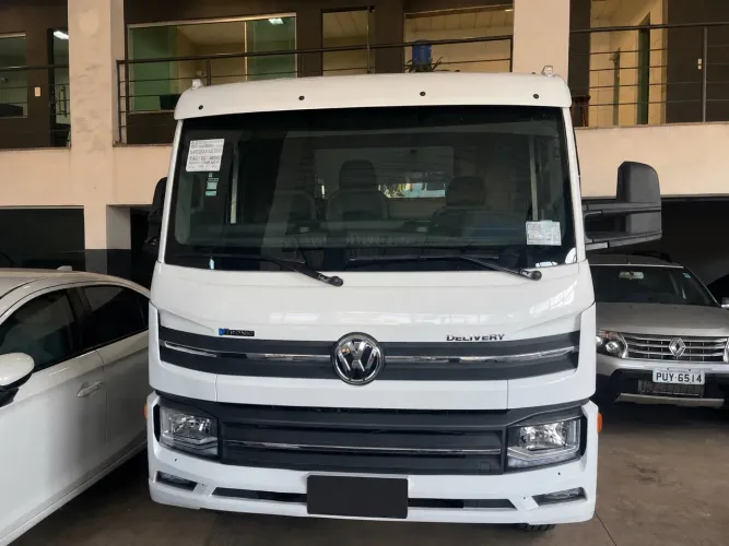 11-180, caminhão impecável, completo, automático