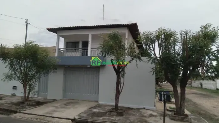 Casa com 6 dormitórios à venda. 258 m² por 560000,00 - Lourival Parente - Teresina/PI