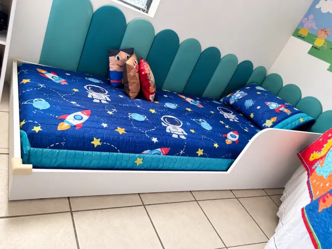 Cama infantil Montessoriana sem colchão