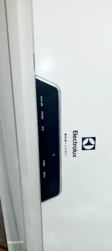 Ar condicionado universal eletrolux 12 mil Btus usado e todo limpo e feito manutenção.
