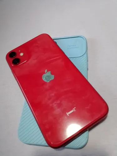 iPhone 11 64gb vermelho funcionando tudo perfeitamente original 