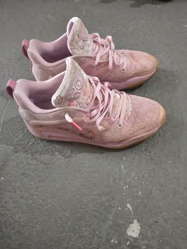 Nike KD 15 "Aunt Pearl"