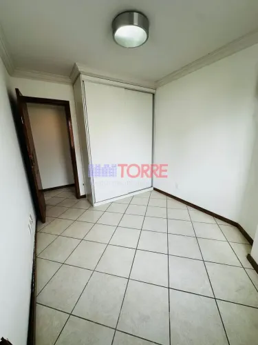 APARTAMENTO AMPLO COM 140 M² | 3 QUARTOS | 2 VAGAS | PRÓXIMO AO CENTRO DA CIDADE