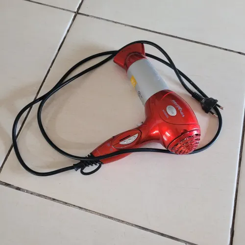 SECADOR DE CABELO BRITÂNIA