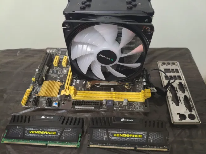 Kit i7 4790, placa Asus,16gb de memória + Air cooler