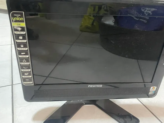 Computador All-in-One Positivo Union 530 