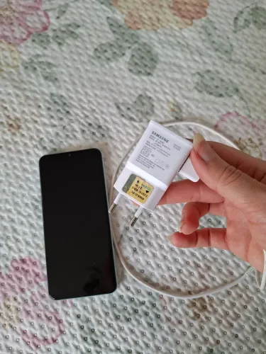 Celular Samsung Galaxy M13 (não é o m12 é que não tinha a opção no anúncio)