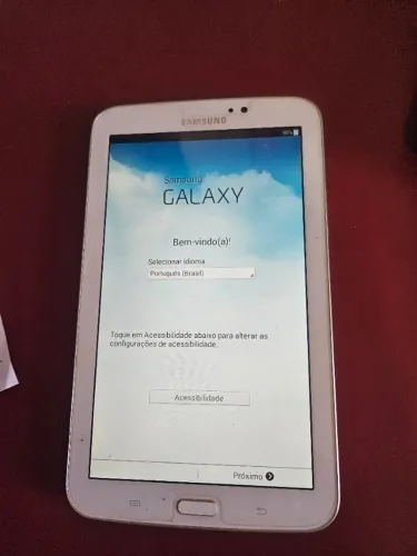 Vendo TABLET Tab-3 8gb  SM-T210 usado
