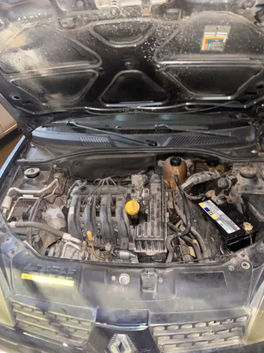 Renault Clio Expression 1.0/1.0 Hi-power 16V 3P 2005