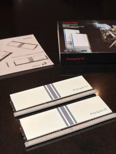 Memória RAM Asgard Valkyrie V5 RGB 16GB (2x8GB) DDR4 3200MHz