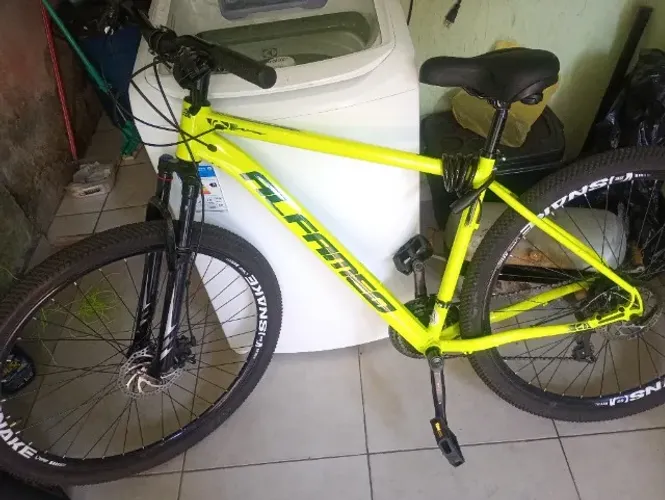 Bicicleta semi nova