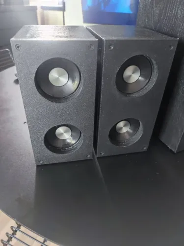 Par de caixas, 2.0, 200w RMS.