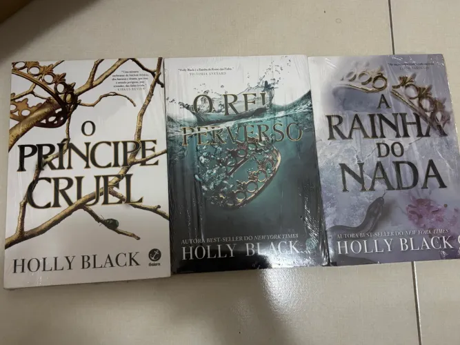 Livros da saga ?Príncipe Cruel?