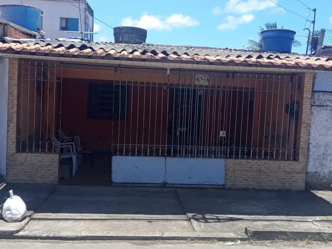 VENDO CASA NA SANTA LÚCIA (AEROCLUBE)