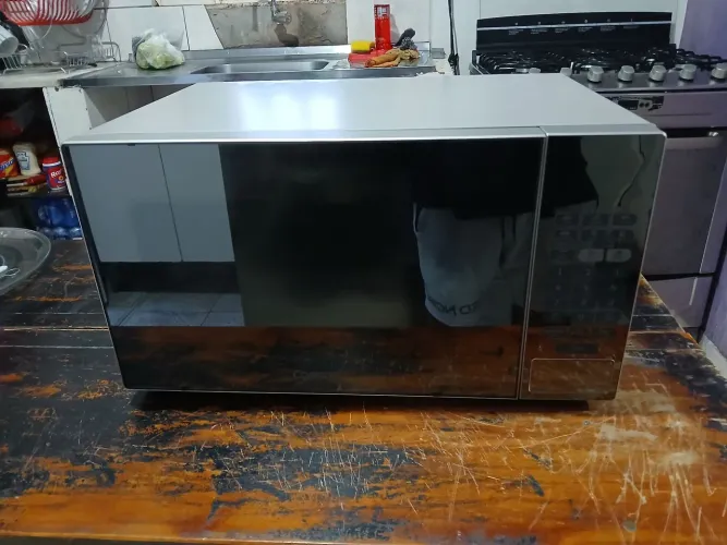 Microondas Consul 30 litros inox espelhado 